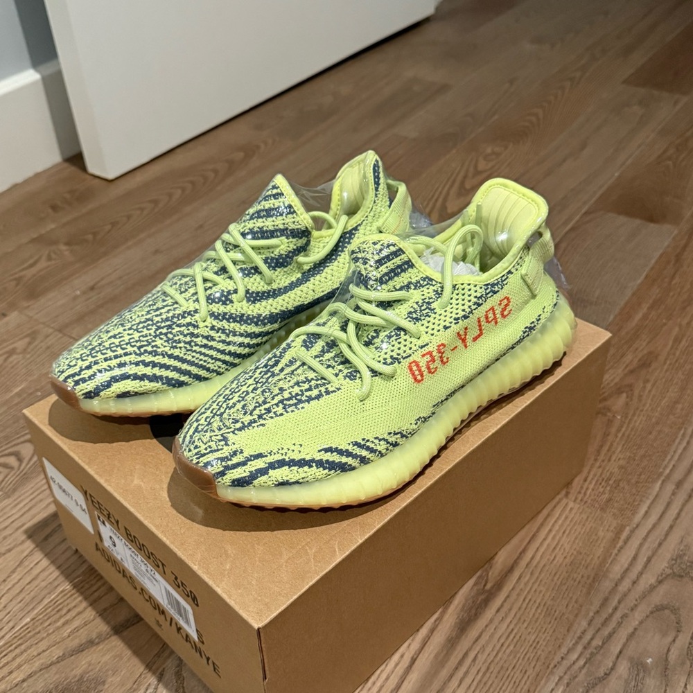 Adidas Yeezy Boost 350 V2